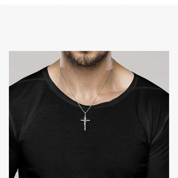 Silver Crucifix Pendant Necklace 20 Inches